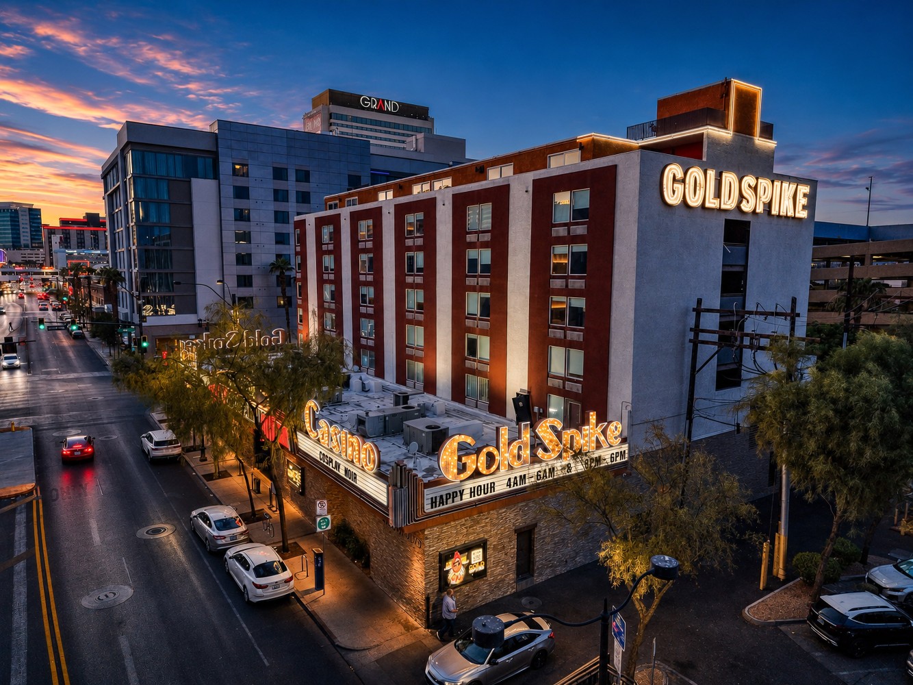 Oasis at Gold Spike — photo 18 of 34