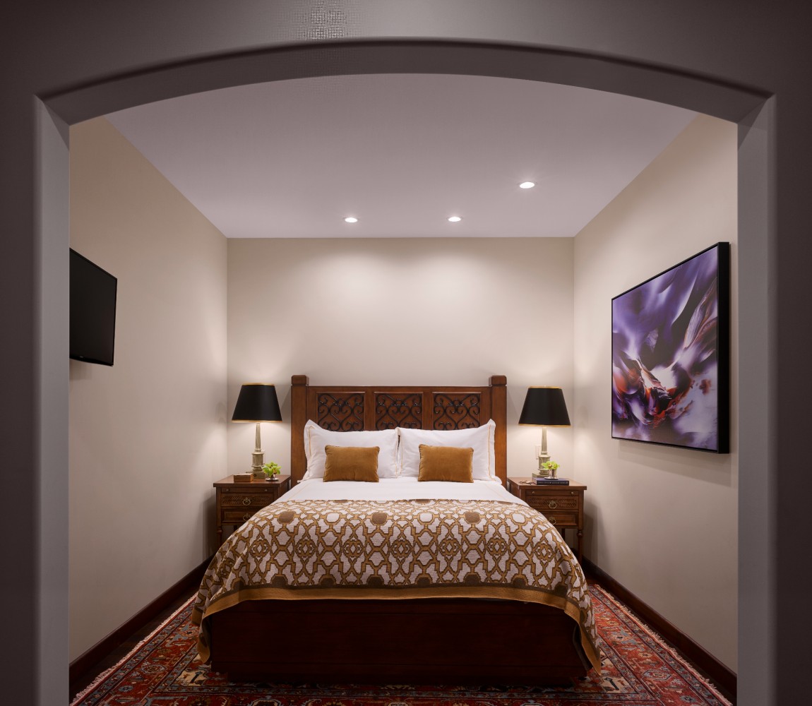 Plaza La Reina Hotel — photo 30 of 44